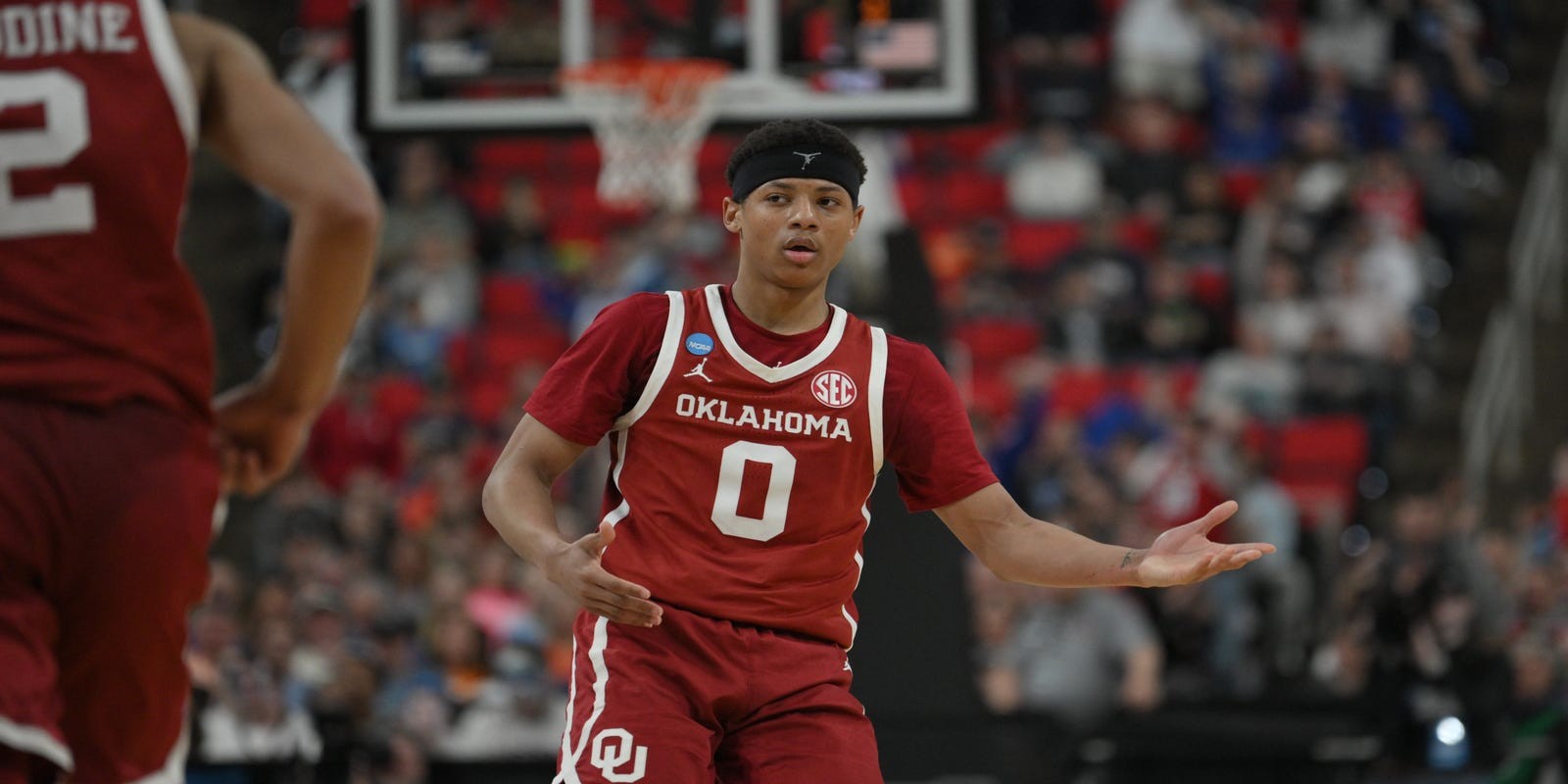 Jeremiah Fears noncommittal about future with OU basketball, likely headed for NBA Draft