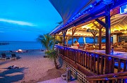 Roatan, Honduras Resorts | West End vs West Bay