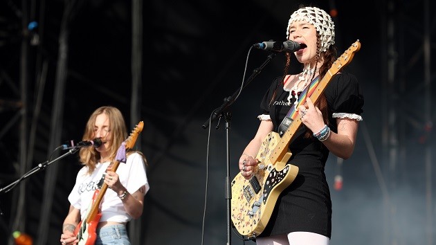 Wet Leg announces NYC & LA club shows amid new music teasers 