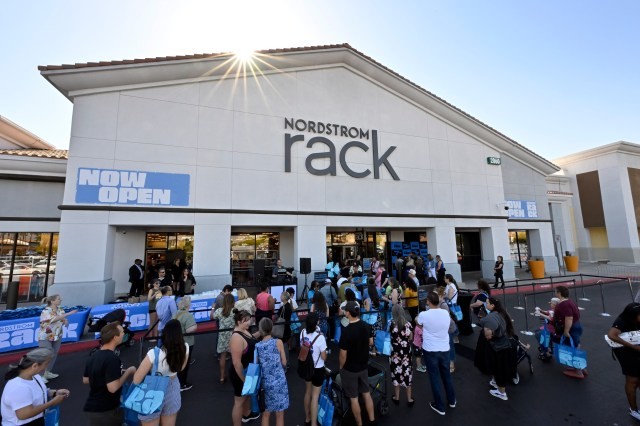 Nordstrom Rack set to open new store in the Sacramento area
