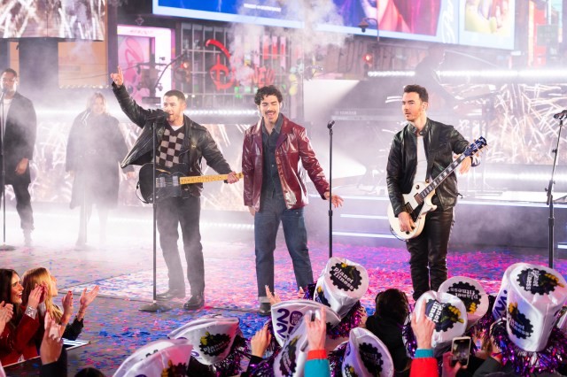 Jonas Brothers to perform at Gainbridge Fieldhouse in November