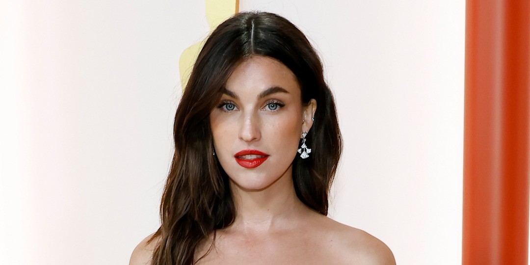 How Rainey Qualley’s Sister Margaret Qualley Supported Her During 75 Hour Labor