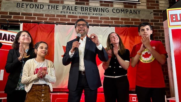 Yasir Naqvi re-elected in Ottawa Centre 