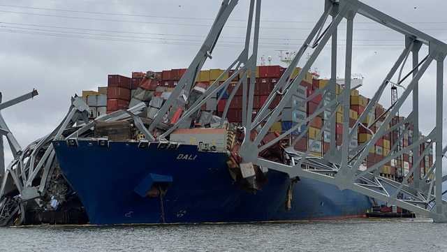 Unified Command plans to refloat Dali container ship Monday