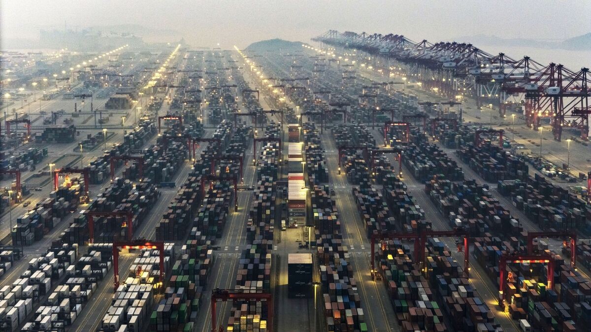 Charting the Global Economy: US, China Forecasts Improve on Tariff Truce