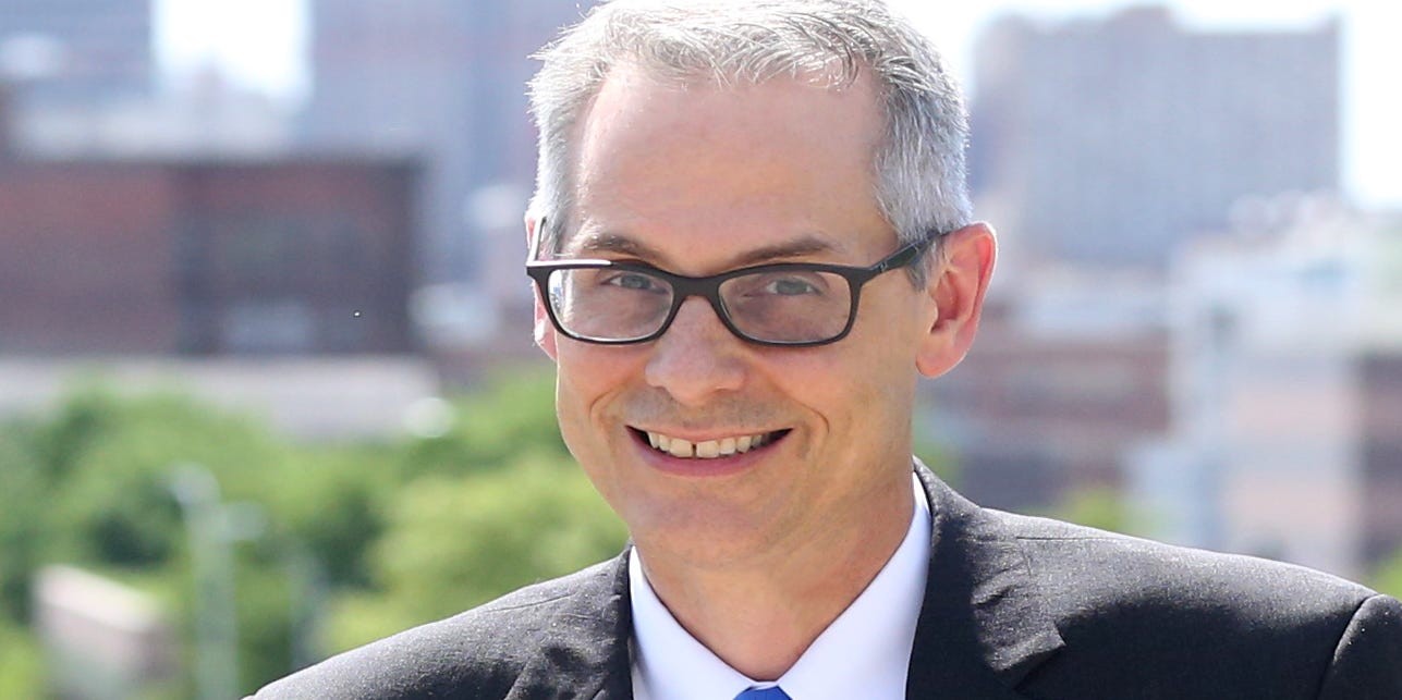 Celebration of life for late Simpson College President Jay Byers set for Hoyt Sherman Place