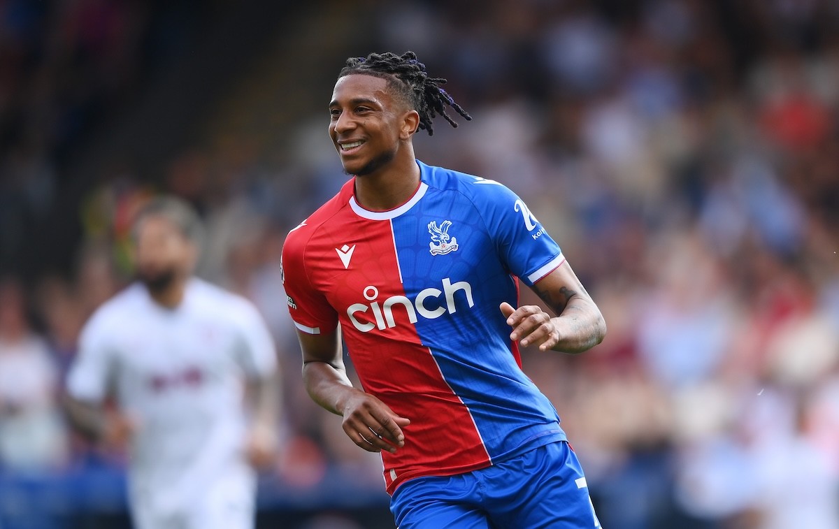 Exclusive: Crystal Palace star waits on call from Manchester United this summer