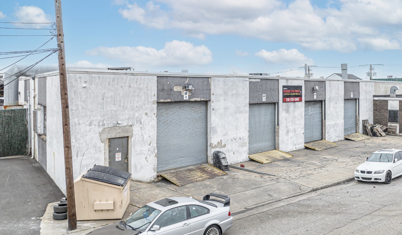 Freeport industrial property trades for $2.15M | Long Island Business News