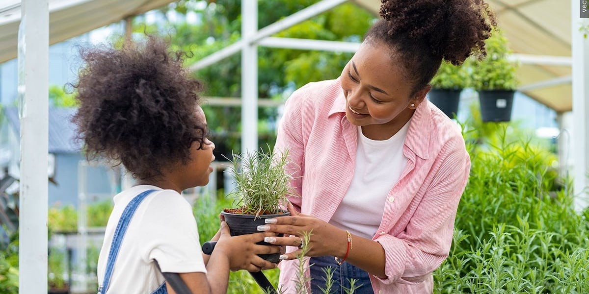 Celebrate Earth Day, local bookstores at these events happening across Phoenix area