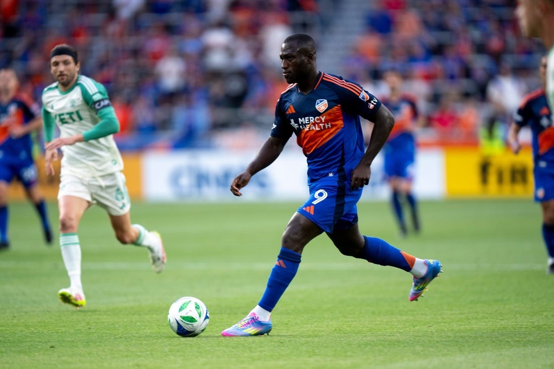 Deadspin | Rivalry renews as East powers Cincinnati, Columbus clash