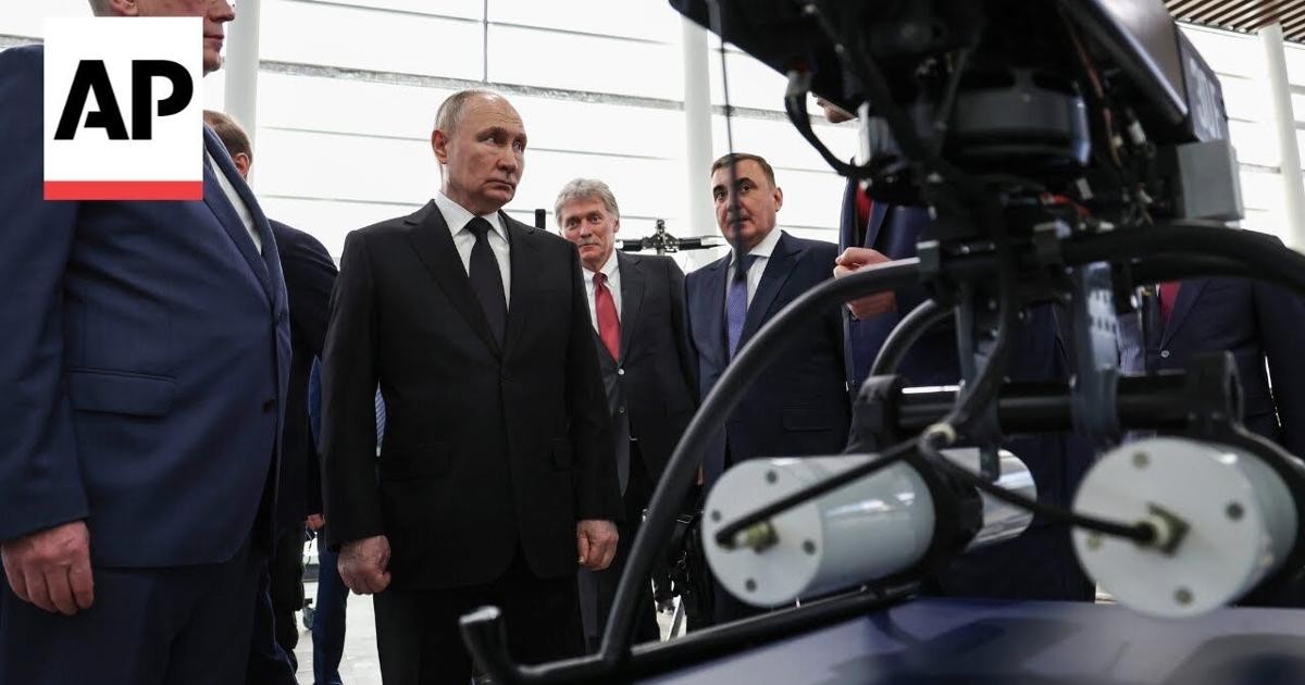 Putin visits a UAV enterprise in Saint Petersburg, Russia