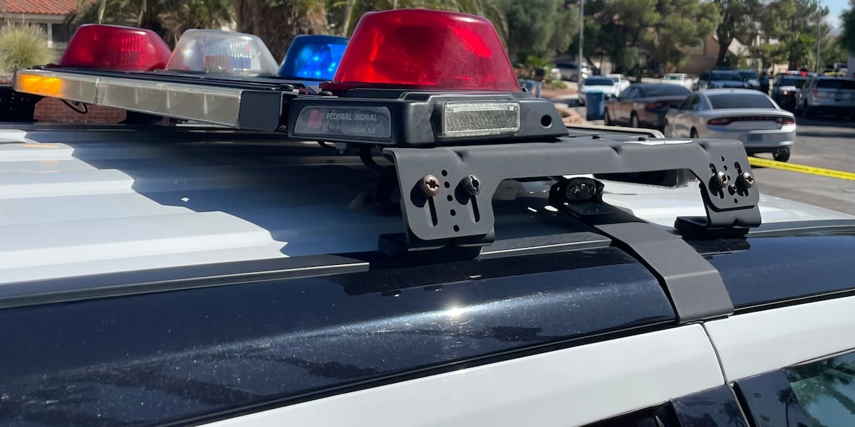Las Vegas police recovering stolen vehicle after 3 arrests in northwest valley