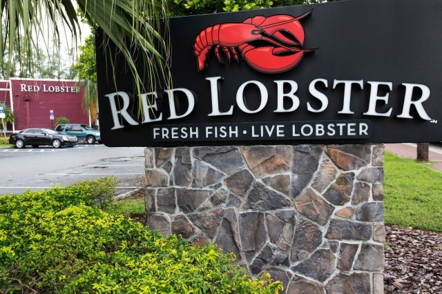 Red Lobster employee left jobless after restaurant closes without warning