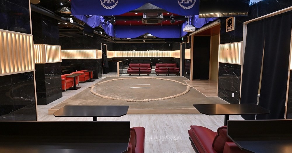 You can take on sumo wrestlers and drink all the whiskey you want at Tokyo’s new sumo restaurant