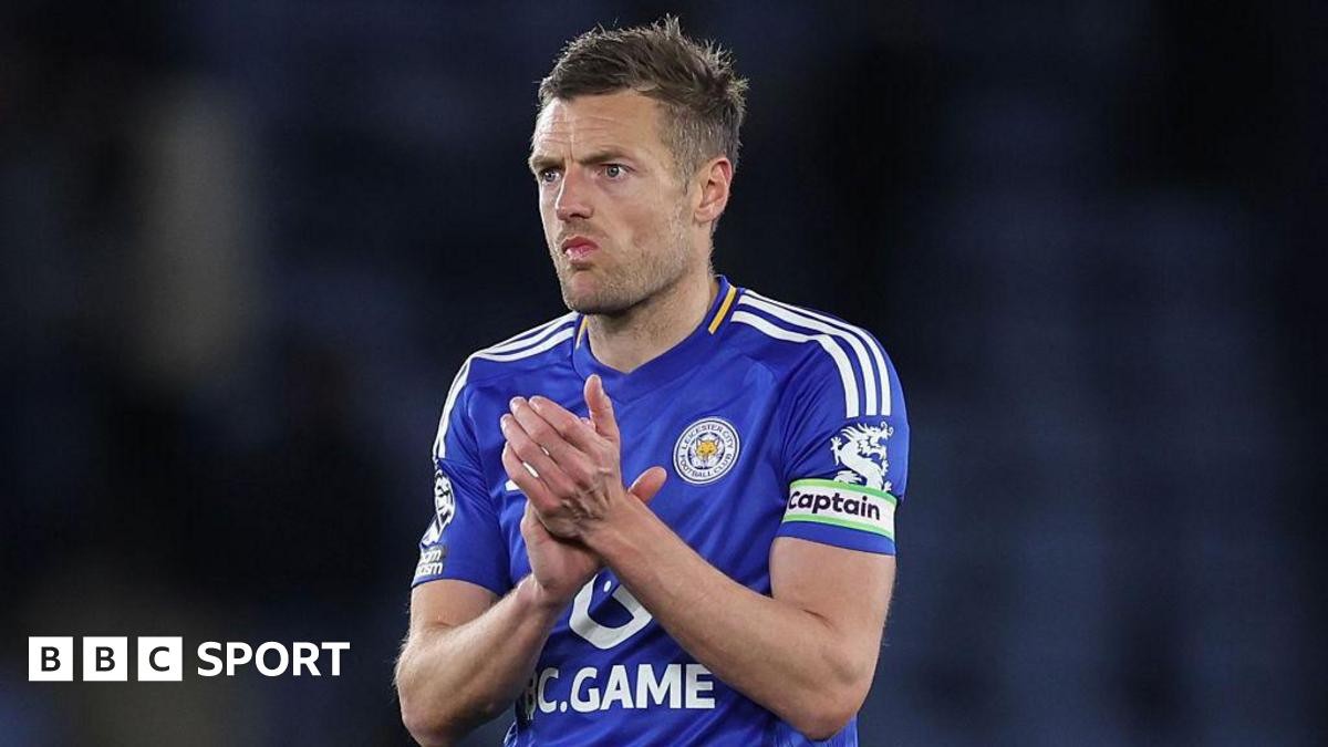 Jamie Vardy: Leicester City captain apologises for 'embarrassing' season