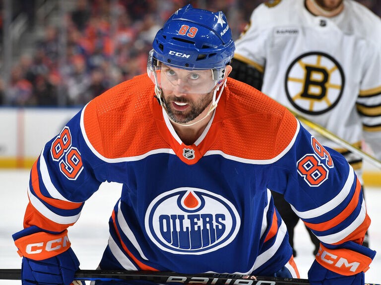Gagner retires after 17 seasons, joins Senators' front office