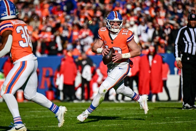 Denver Broncos single-game tickets on sale