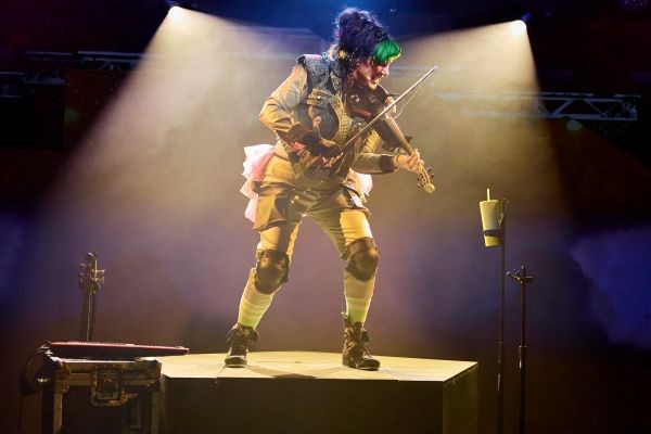 Fearless autobiographical look at a queer indie music icon in ‘B*tchcraft’ at NYC’s wild project