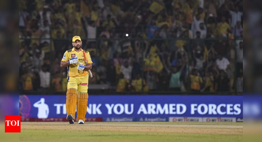 MS Dhoni brutally roasted as netizens ask for IPL retirement after CSK slump | Cricket News 
