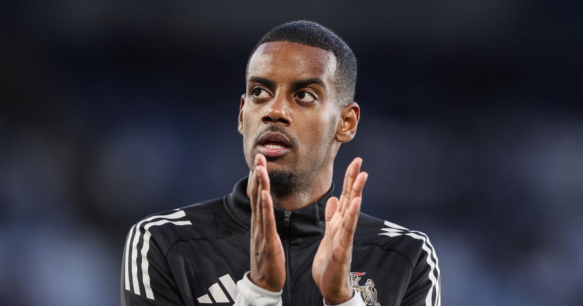 Alexander Isak told to reject Arsenal and Liverpool for Premier League rival  