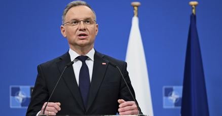 President Duda calls on US to place nuclear weapons in Poland