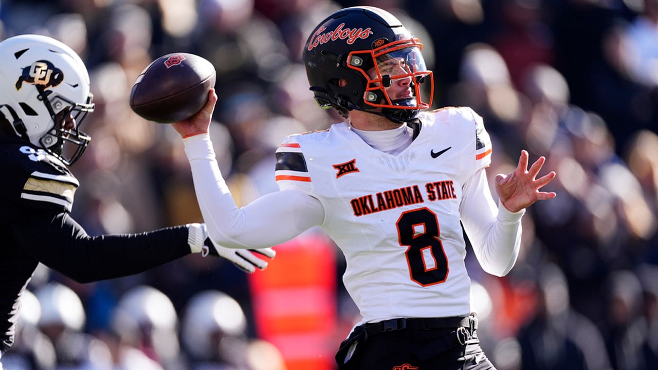 Oklahoma State QB Maealiuaki Smith enters Transfer Portal