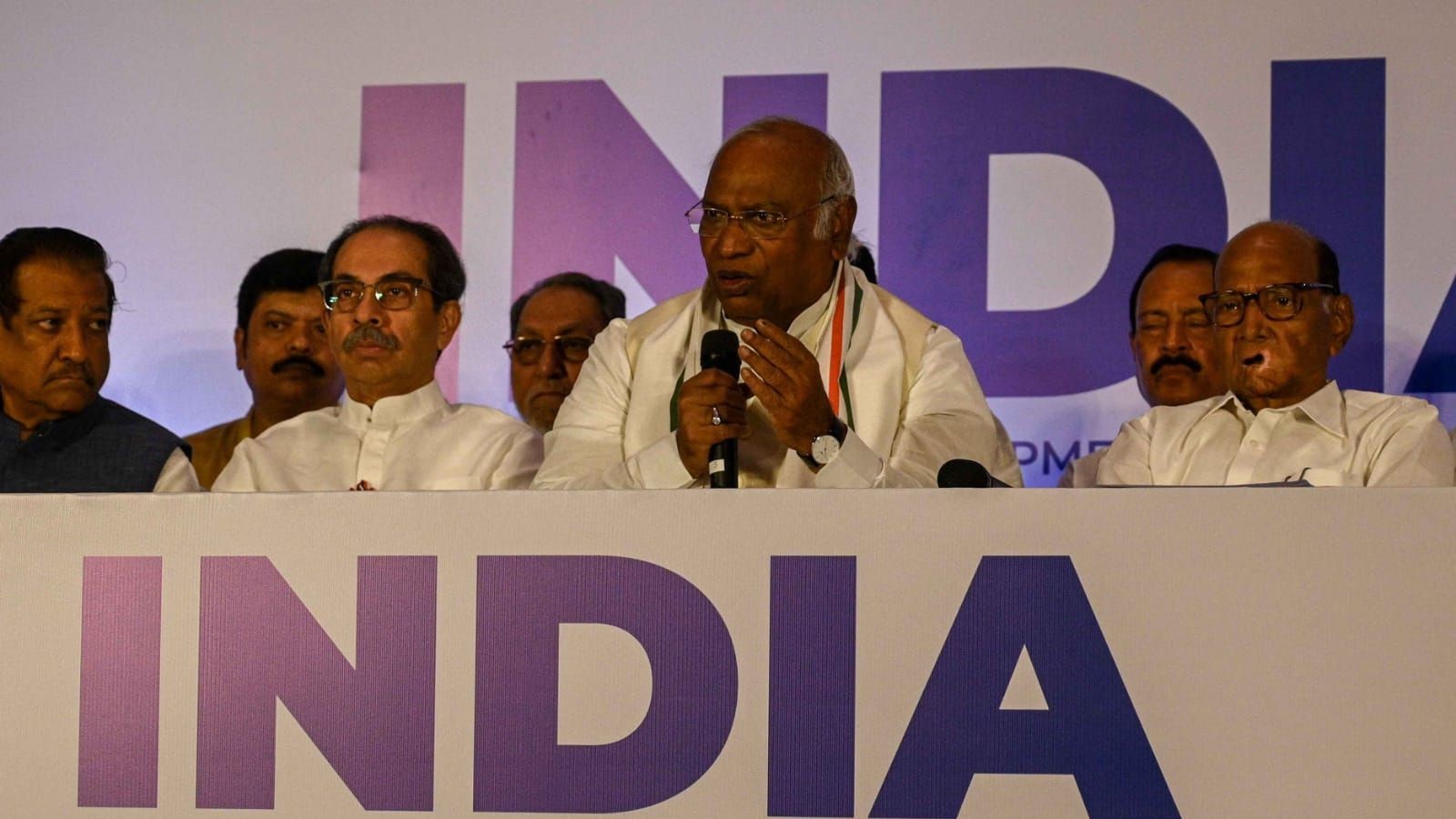 Mumbai News Live Updates: PM Modi calls us ‘nakli’ Shiv Sena, tomorrow he may call RSS as ‘nakli Sangh,’ says Uddhav Thackeray at INDIA bloc press conference