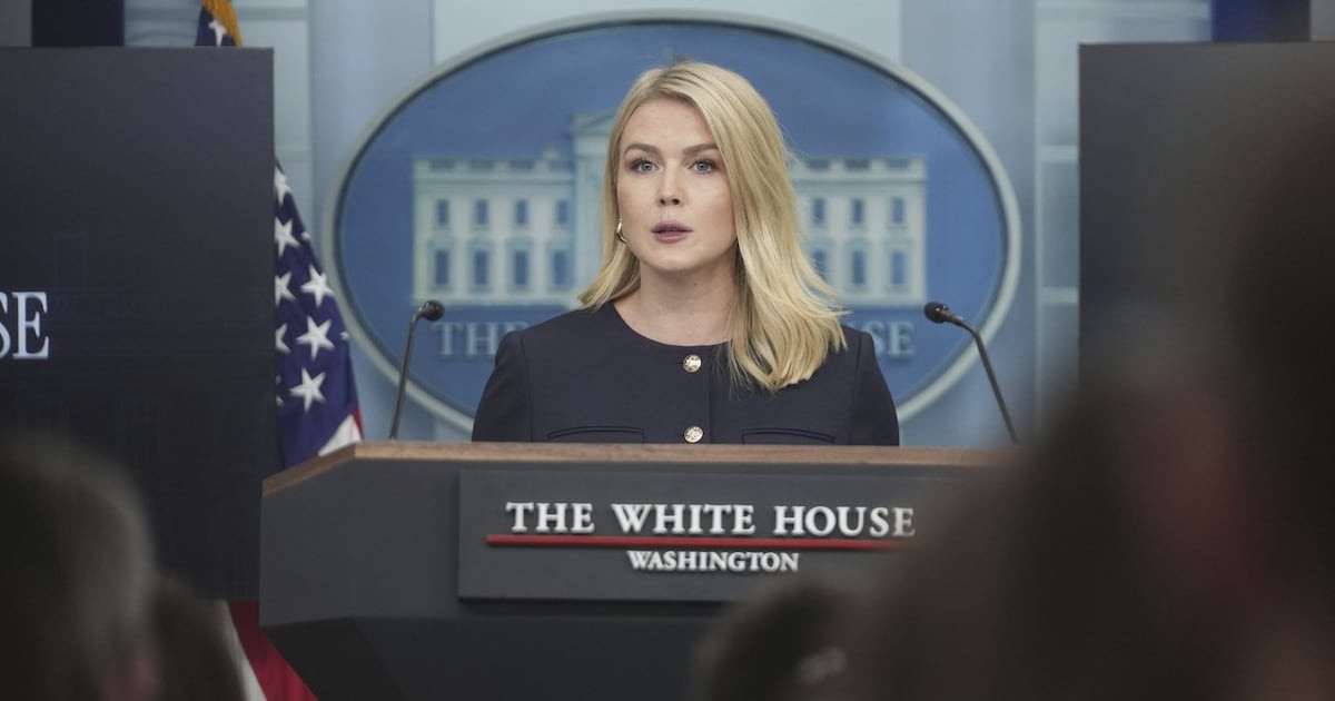 White House cites drop in people caught at Canada-U.S. border as tariffs continue